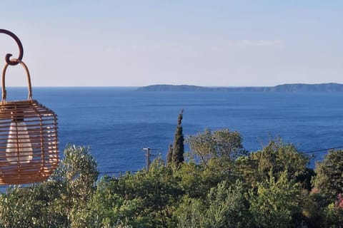 Nouveau ! pleine nature et vue mer au Lavandou Villa in Le Lavandou