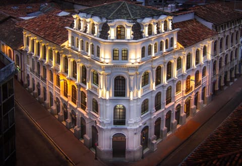 Facade/entrance, Facade/entrance, Night, Bird's eye view