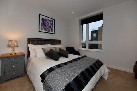 Two-Bedroom Flat Chiswick Apartment in London Borough of Ealing