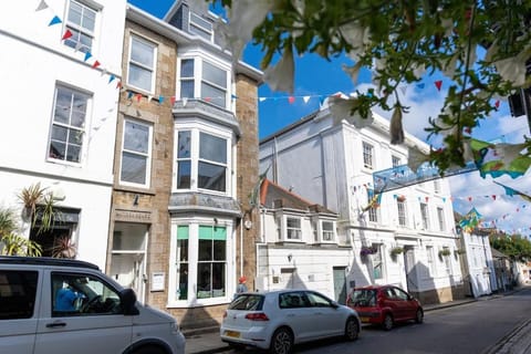 Stunning Central Penzance apartment with sea views | Penzance ...