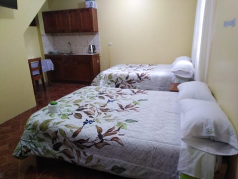 Habitación para 4 cuatro personas Bed and Breakfast in Oxapampa