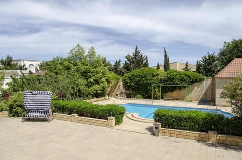 Cozy Villa with Huge Swimming Pools Chalet in Baku