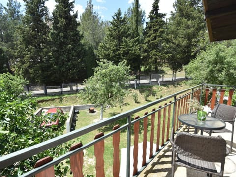 Neighbourhood, Balcony/Terrace