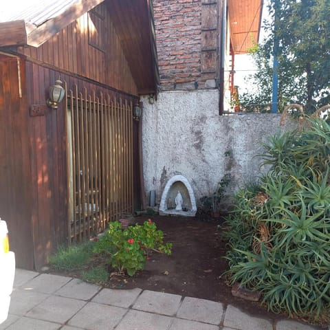 Ulises Galvez Casa in Recoleta