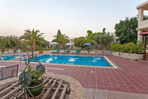 Day, Balcony/Terrace, Pool view, Swimming pool, Swimming pool, sunbed