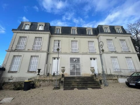 5 Appar’T « Bien Méritée ». Maison Bardou Apartment in Amboise