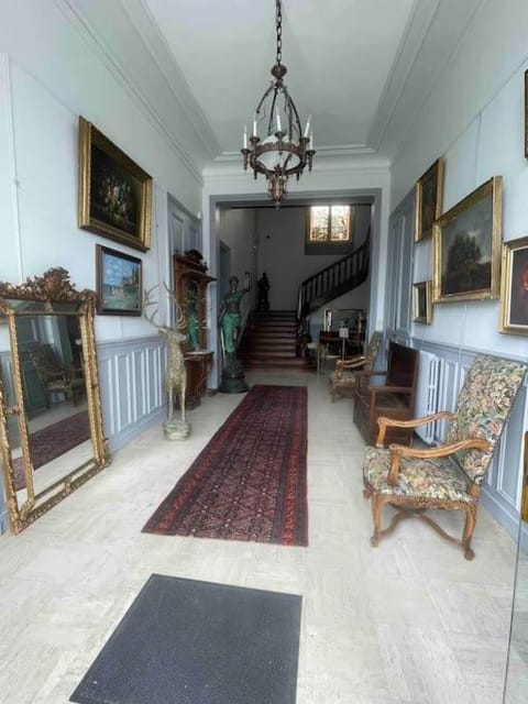 5 Appar’T « Bien Méritée ». Maison Bardou Apartment in Amboise