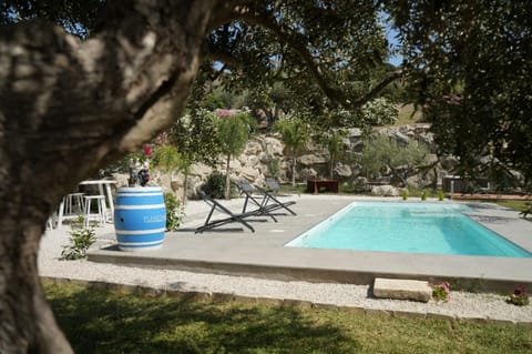 Day, Garden view, Pool view, Swimming pool, sunbed