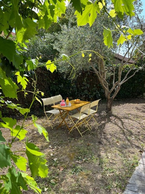 Maison de charme avec jardin Eigentumswohnung in Carcassonne