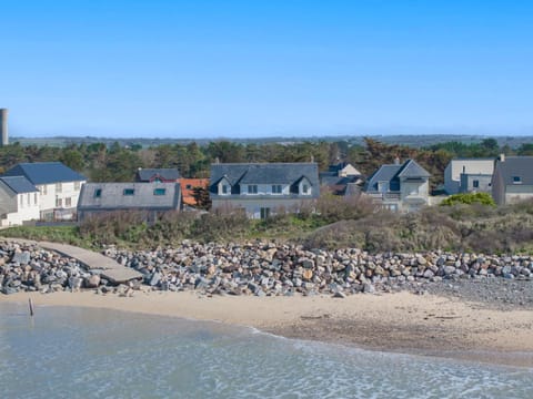 Villa bord de mer pour 10 personnes Villa in Portbail