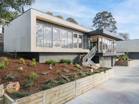 Pandora - Yarra Valley House in Healesville