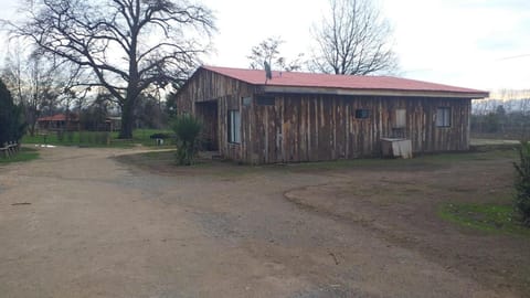 Cabañas Rusticas ElAire House in Maule