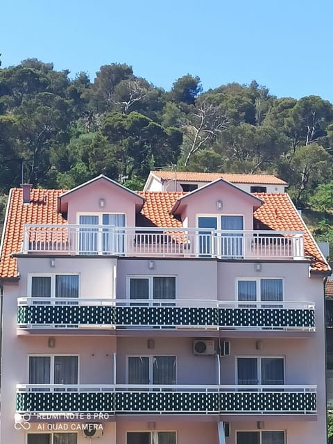 Property building, Balcony/Terrace