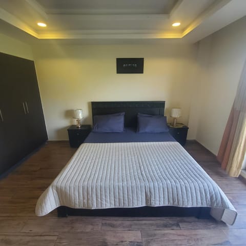 Private 1-Bedroom Apartment Condo in Islamabad