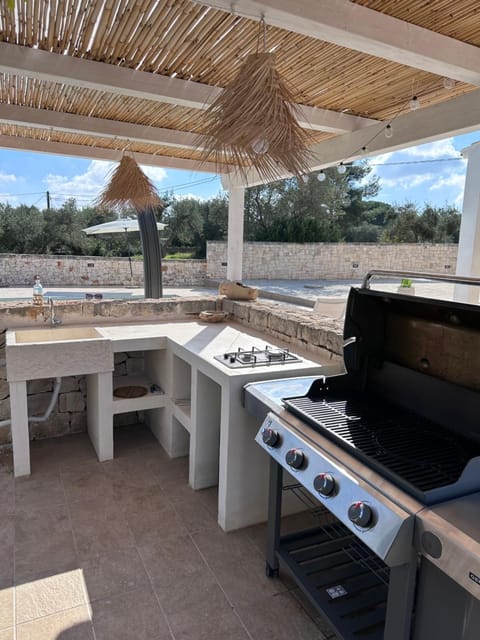 BBQ facilities, Kitchen or kitchenette, Dining area