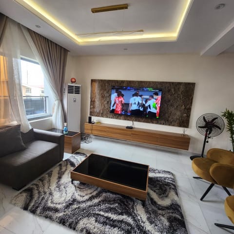 Staycation Loft, Lekki Phase 1 Condo in Lagos