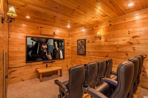 Steam room, TV and multimedia