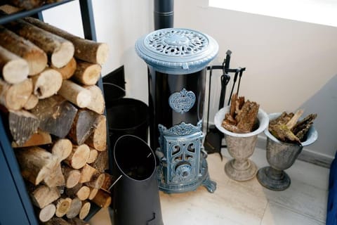 La Folie du Passeur, SPA, romantique, bord de Seine, 10 min Giverny House in Vernon