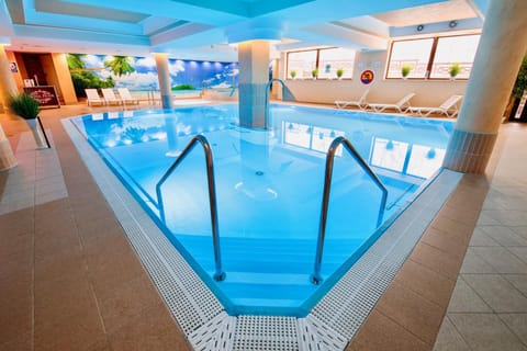 Spring, Winter, Summer, Hot Tub, Spa and wellness centre/facilities, Autumn, Swimming pool, Sports