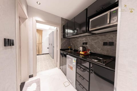 Kitchen or kitchenette, pet friendly