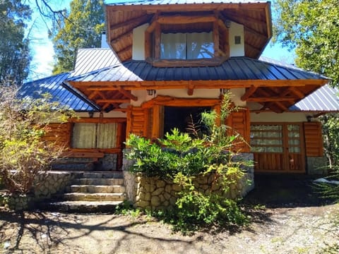 Casa de La Montaña Nature lodge in Los Lagos, Chile