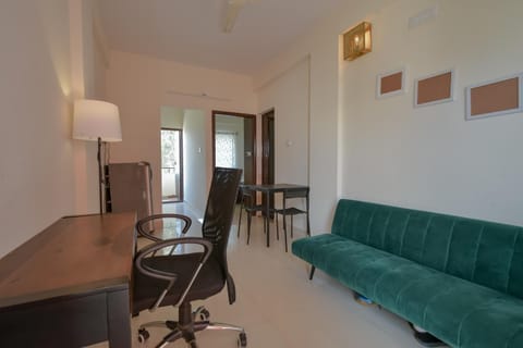 HomeSlice Sarjapur - 1BHK Serviced Apartment Condo in Bengaluru