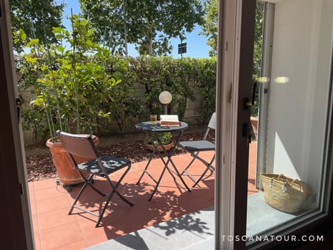 Garden, Garden, Balcony/Terrace, Garden view