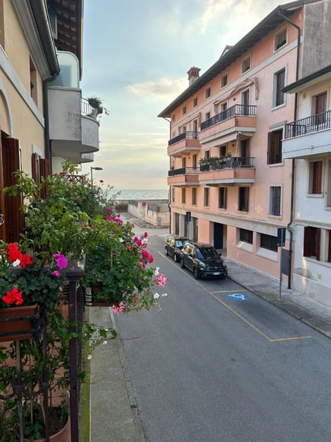 Property building, Sea view