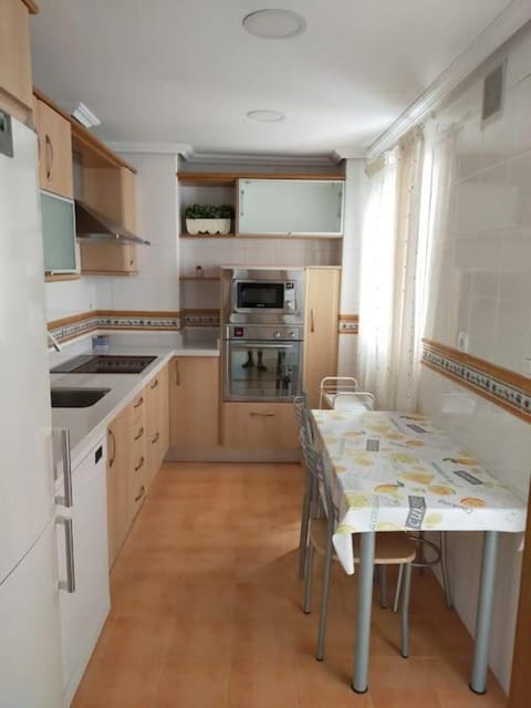 Piso en zona universitaria-Teatinos. Apartment in Malaga