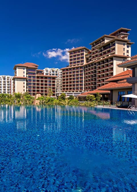 Property building, Pool view