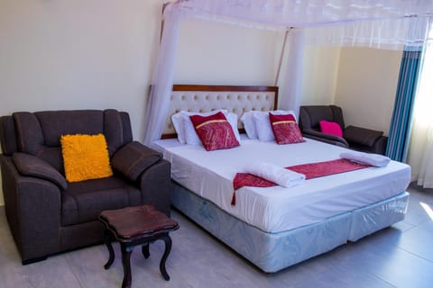 Stylish Three Bedroom Apartment Apartment in Mombasa