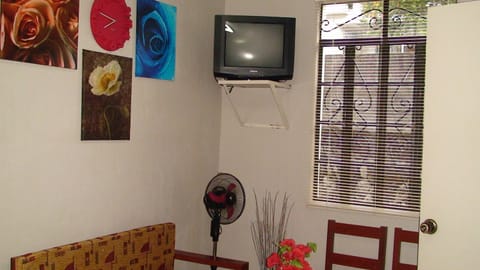 Lyn's Do Drop Inn Transient House Vacation rental in Baguio