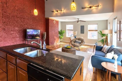 Broadway Suites - Stunning Downtown Condos Condominio in Over The Rhine