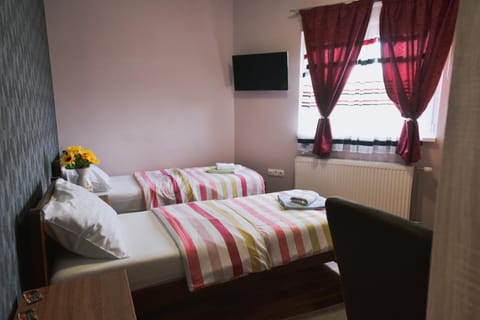 Migro Lux sobe Apartment in Zlatibor District, Serbia