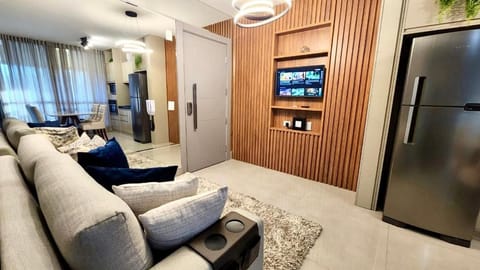 Communal lounge/ TV room, TV and multimedia, Kitchen or kitchenette, Living room, Seating area, minibar