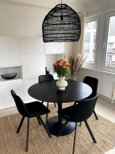 Suite Charlotte Condo in De Panne