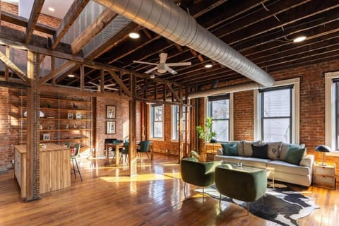 Stunning Loft in the heart of OTR Apartment in Over The Rhine
