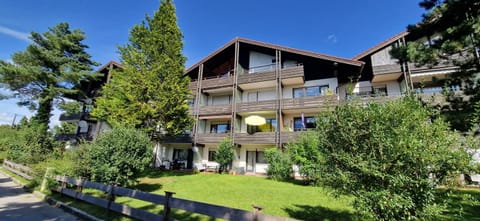 Property building, Facade/entrance, Day, Garden