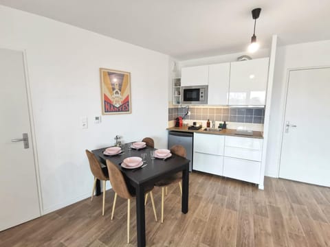 Joli deux pièces proche Nantes - Cocon doré Apartment in Nantes