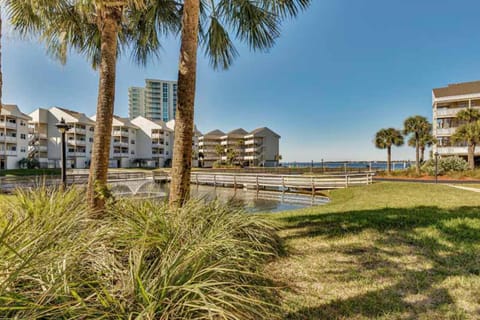 Baywatch F4 Apartment in Pensacola Beach