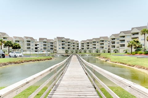 Baywatch F4 Apartment in Pensacola Beach