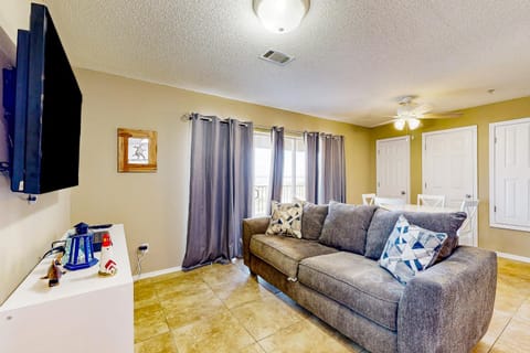 Sunset Harbour Villas 1-111 Apartment in Pensacola Beach