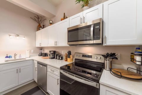 Renovated 2 bed 2 bath Near Arena and Downtown Wohnung in Spokane