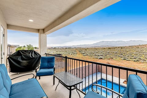 Red Desert Villa House in Hurricane