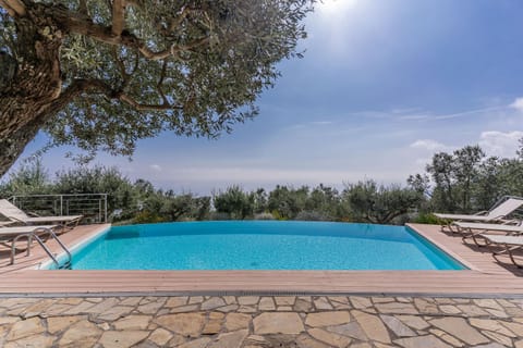 Villa Chez Piè with Heated Infinity Pool Villa in Massa Lubrense