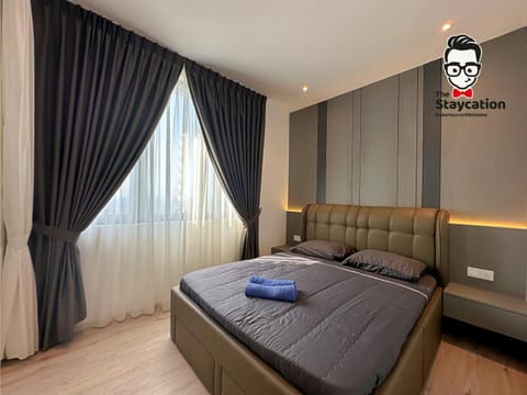 Staycation Homestay 24 Royal Richmond Near Airport Condominio in Kuching