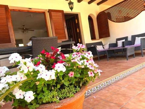 Casa Mi Resort Alcazar by SunshineClub House in Los Alcázares
