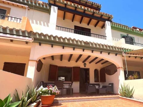 Casa Mi Resort Alcazar by SunshineClub House in Los Alcázares