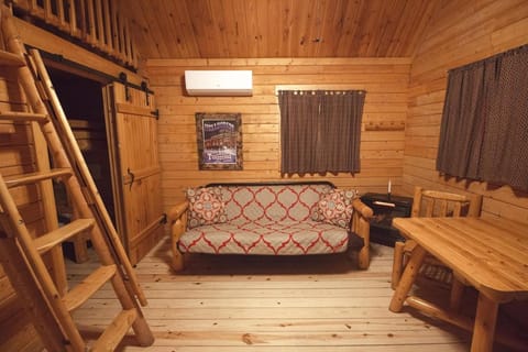 Katie's Cozy Cabins Inn in Tombstone
