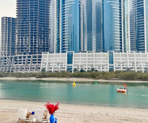 Abu Dhabi Cozy Mangrove View, Seaview 1 Bedroom 1 Partition Apartment not hotel Condo in Abu Dhabi